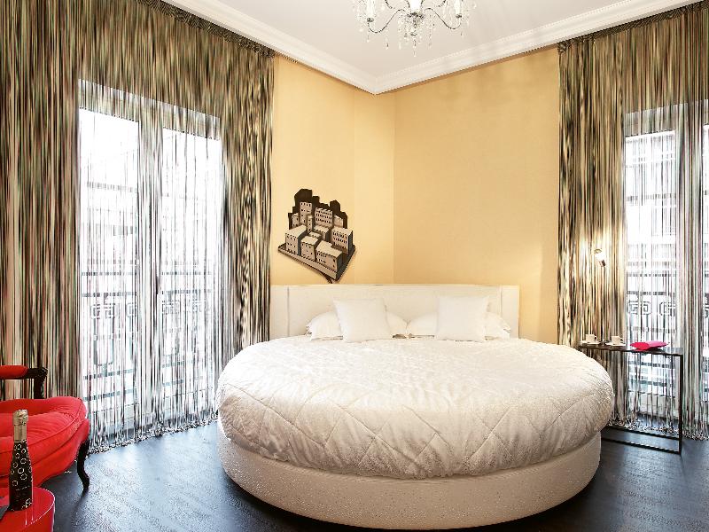 ATHENA, A Hotel to Live - Oda