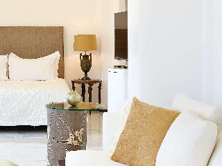 ATHENA, A Hotel to Live fotoÄŸrafÄ±