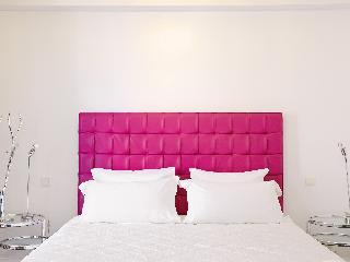 ATHENA, A Hotel to Live fotoÄŸrafÄ±