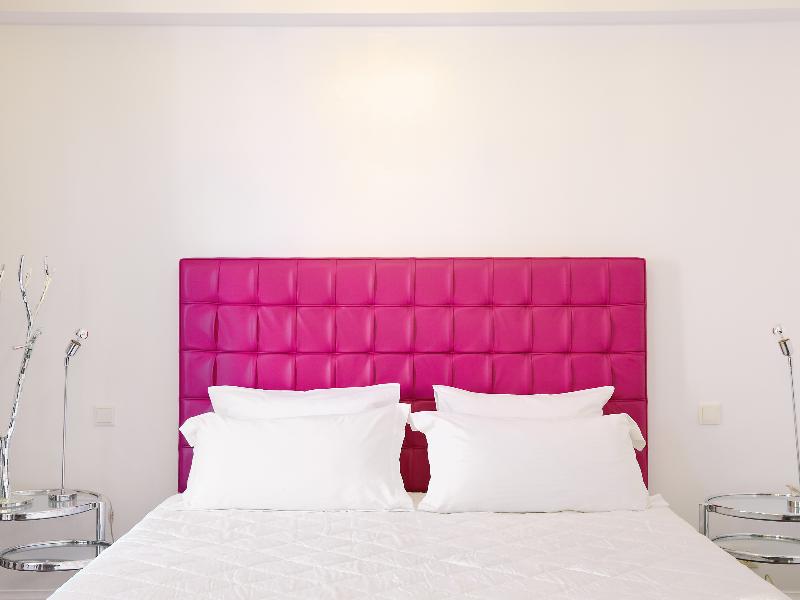 ATHENA, A Hotel to Live - Oda