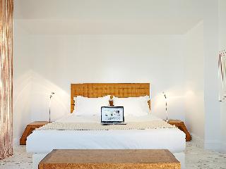 ATHENA, A Hotel to Live fotoÄŸrafÄ±
