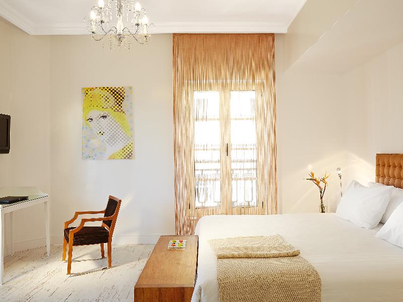 ATHENA, A Hotel to Live - Oda