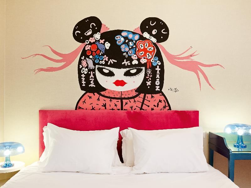 ATHENA, A Hotel to Live - Oda
