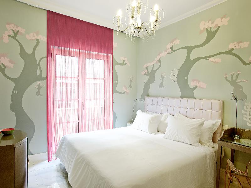 ATHENA, A Hotel to Live - Oda