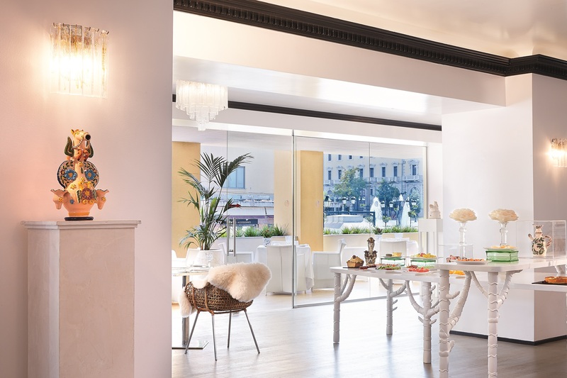 ATHENA, A Hotel to Live - Restoran