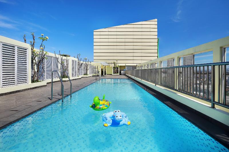 Kimaya Braga Bandung by Harris - Havuz