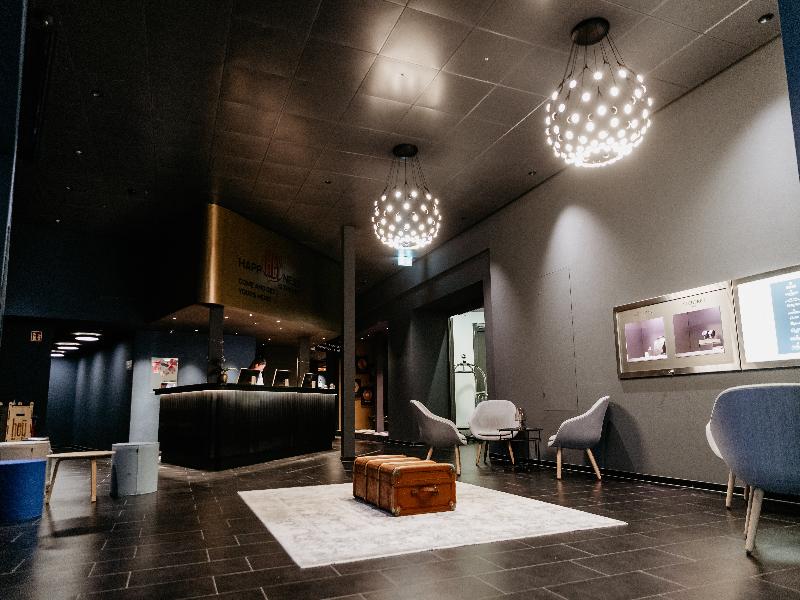 The Hey Hotel - Lobi