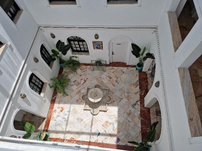 Hotel y Apartamentos Doña Lola - Genel