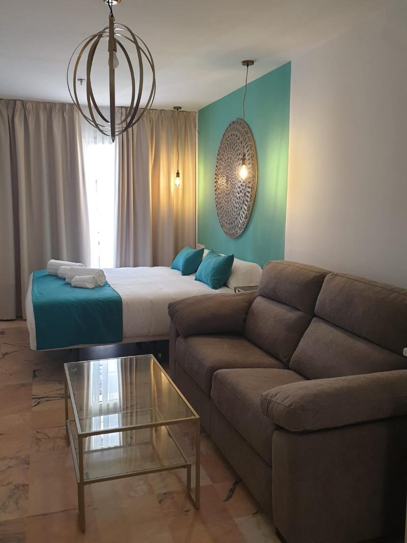 Hotel y Apartamentos Doña Lola - Oda
