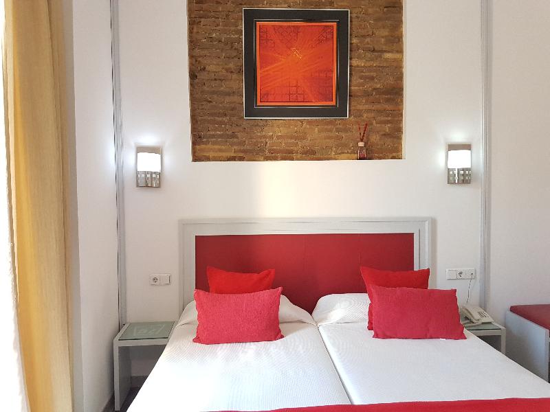 Hotel y Apartamentos Doña Lola - Oda