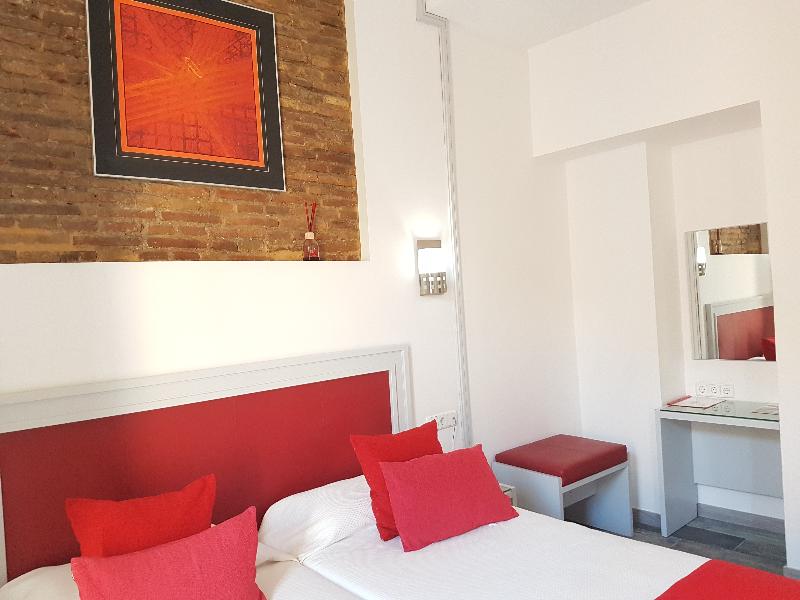 Hotel y Apartamentos Doña Lola - Oda
