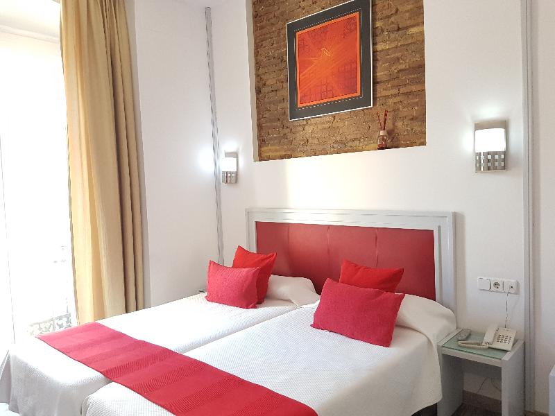 Hotel y Apartamentos Doña Lola - Oda
