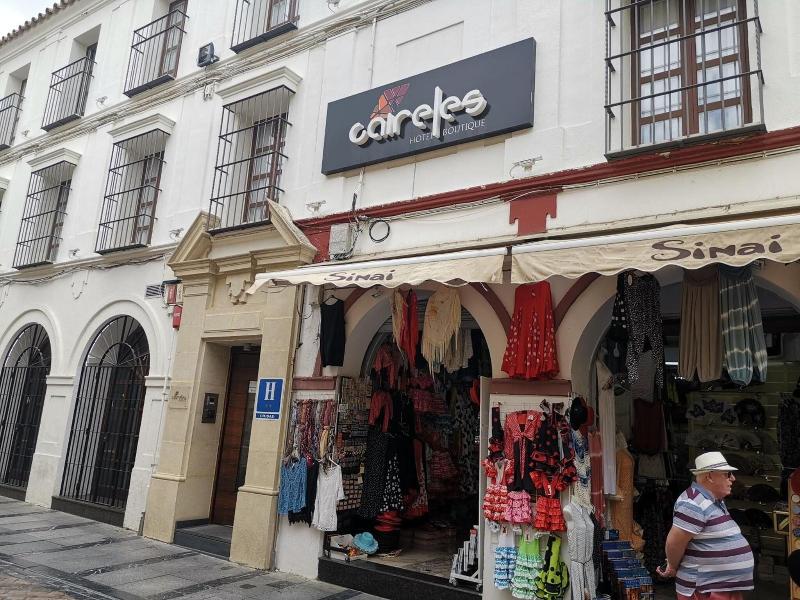 Boutique Caireles - Genel