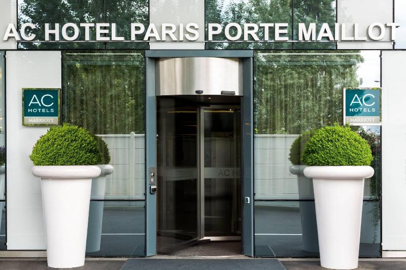 AC Paris Porte Maillot - Genel