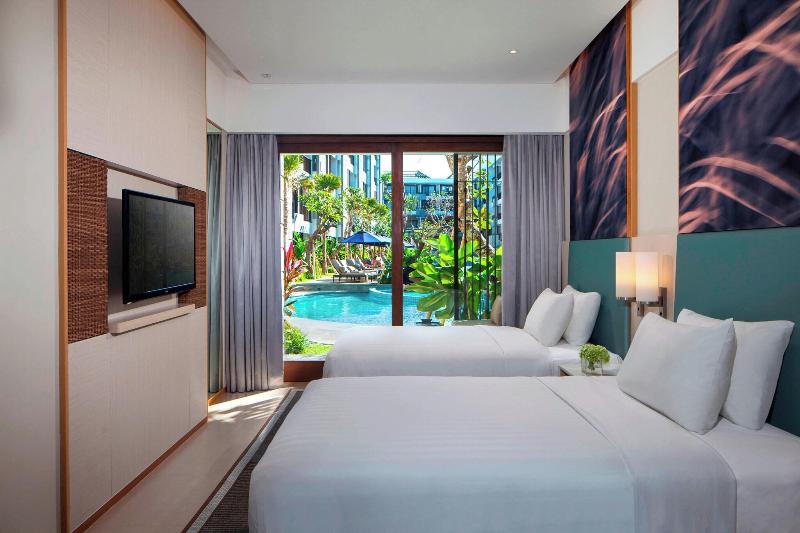 Courtyard Bali Seminyak Resort - Havuz