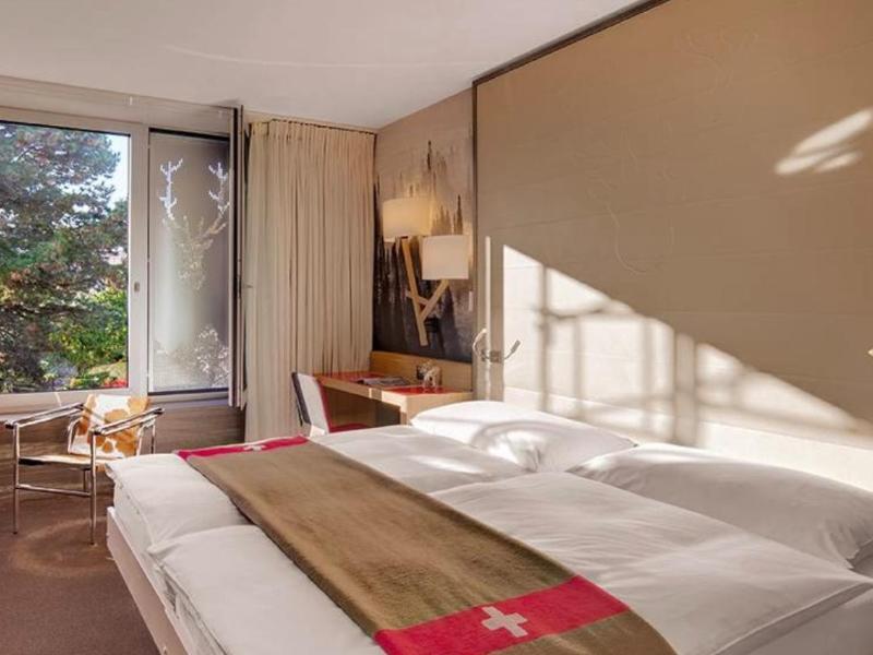 Agora Swiss Night by Fassbind Lausanne - Oda