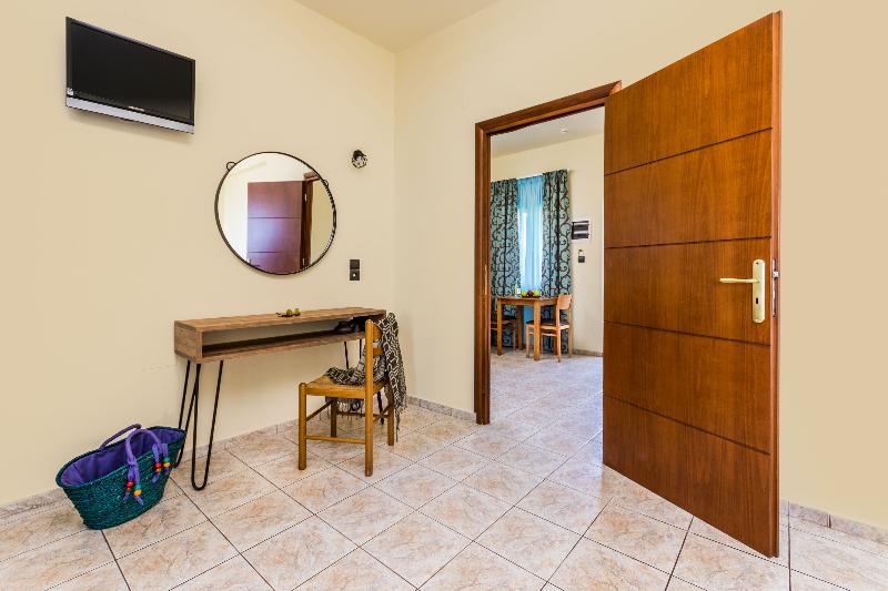 Dias Hotel & Apts - Oda