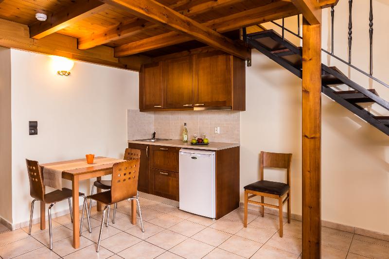 Dias Hotel & Apts - Oda