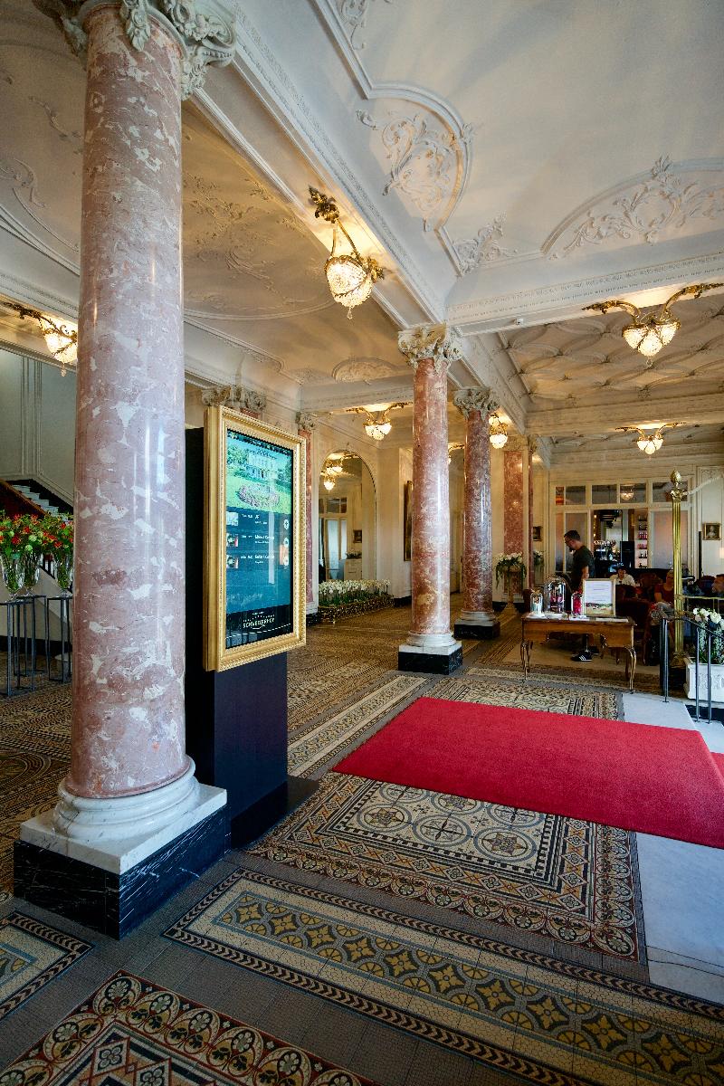 Hotel Schweizerhof Luzern - Lobi