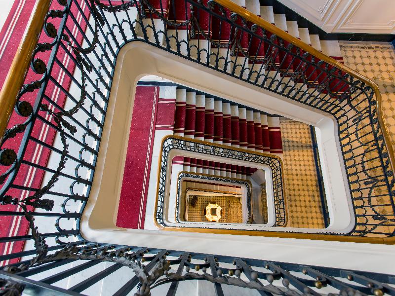 Hotel Schweizerhof Luzern - Lobi