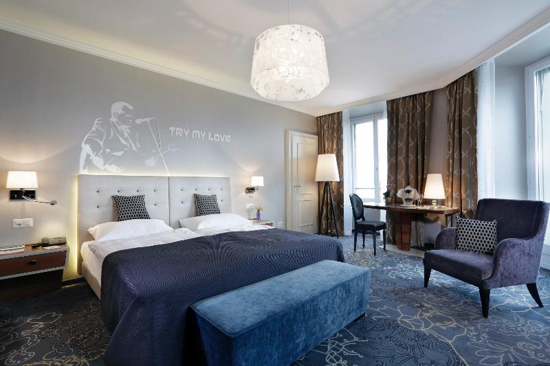 Hotel Schweizerhof Luzern - Oda