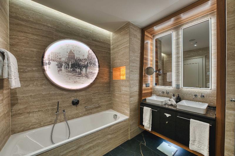 Hotel Schweizerhof Luzern - Oda