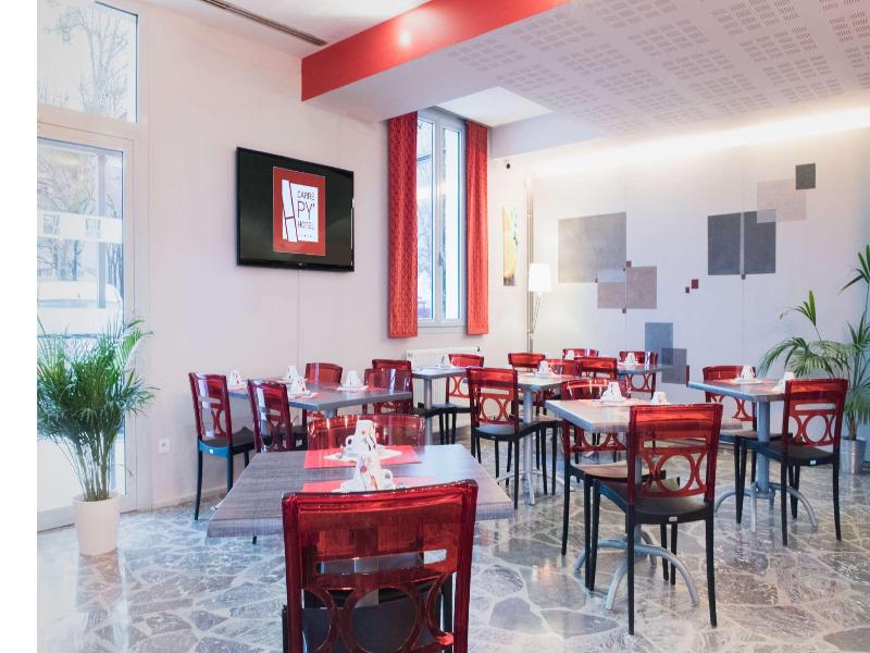 Carre Py' Hotel - Oda