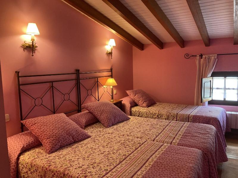 La Casona De Los Güelitos - Oda