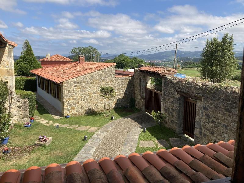 La Casona De Los Güelitos - Oda