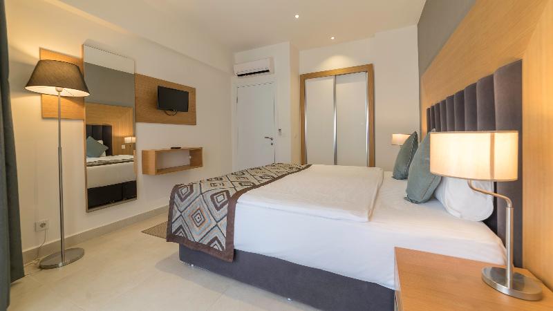 Ramada Resort By Wyndham Kusadasi - Oda