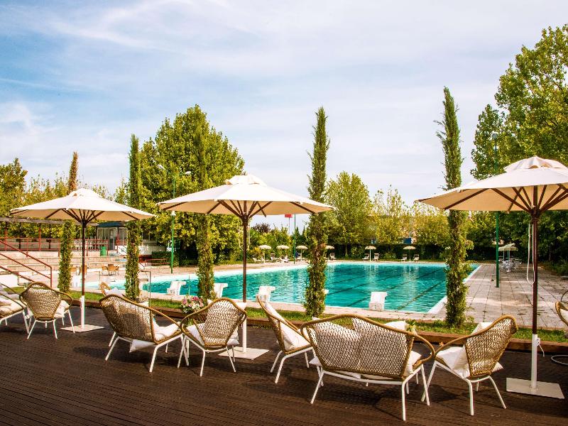 Living Place Hotel - Havuz