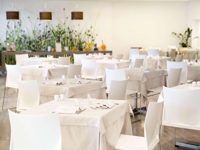 Living Place Hotel - Restoran