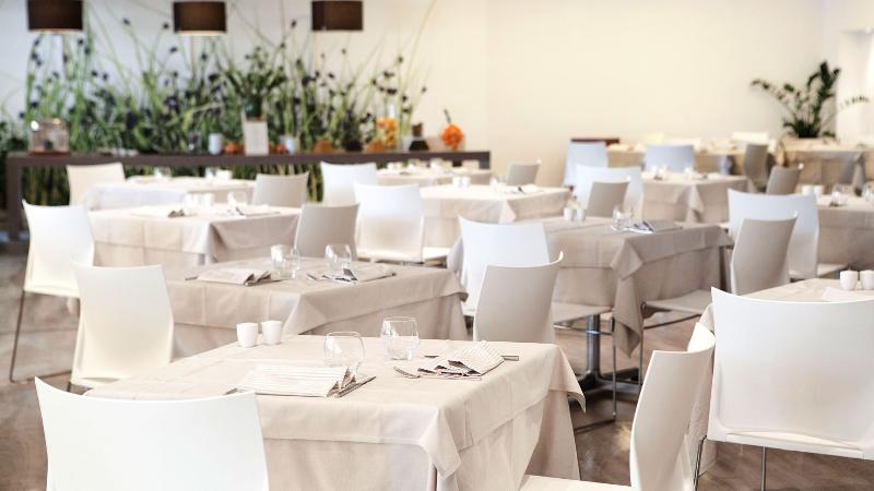 Living Place Hotel - Restoran