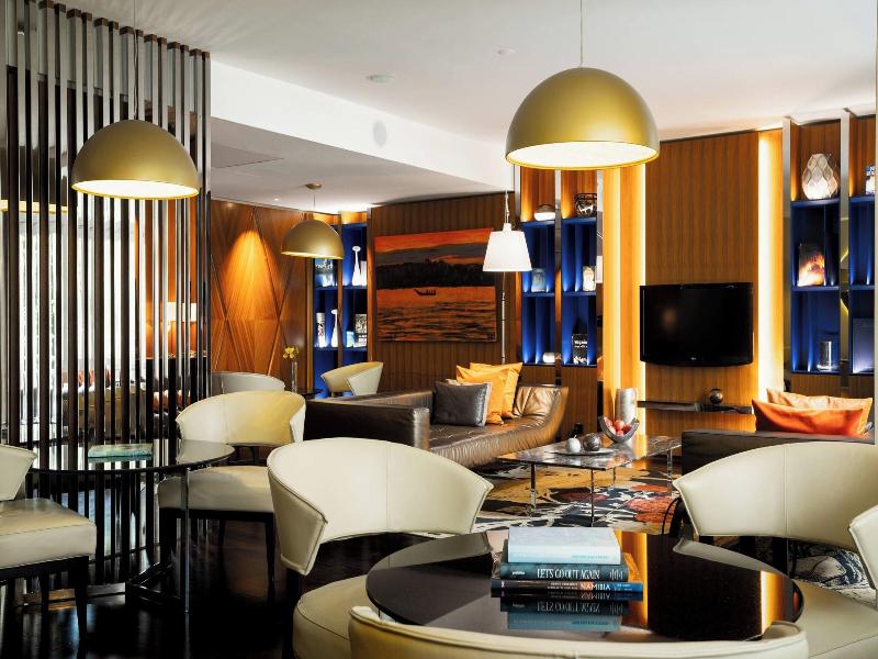 Renaissance Lucerne Hotel - Lobi