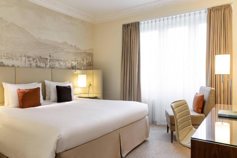 Renaissance Lucerne Hotel - Oda