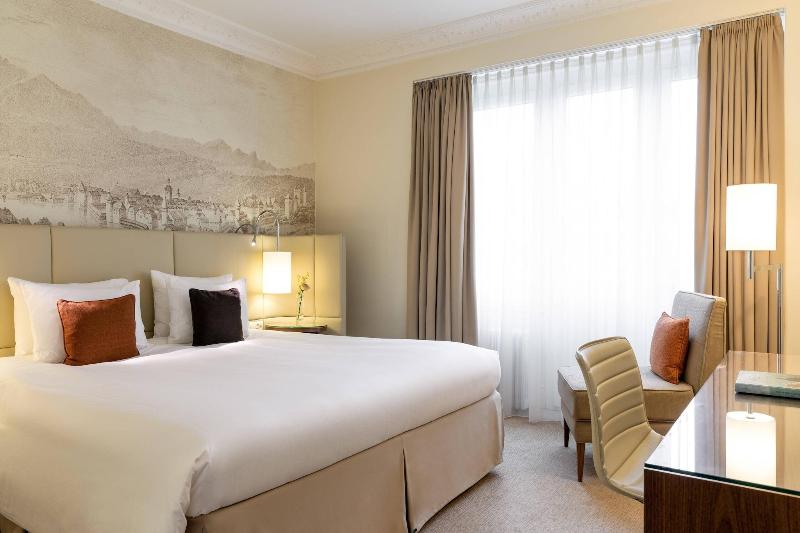 Renaissance Lucerne Hotel - Oda