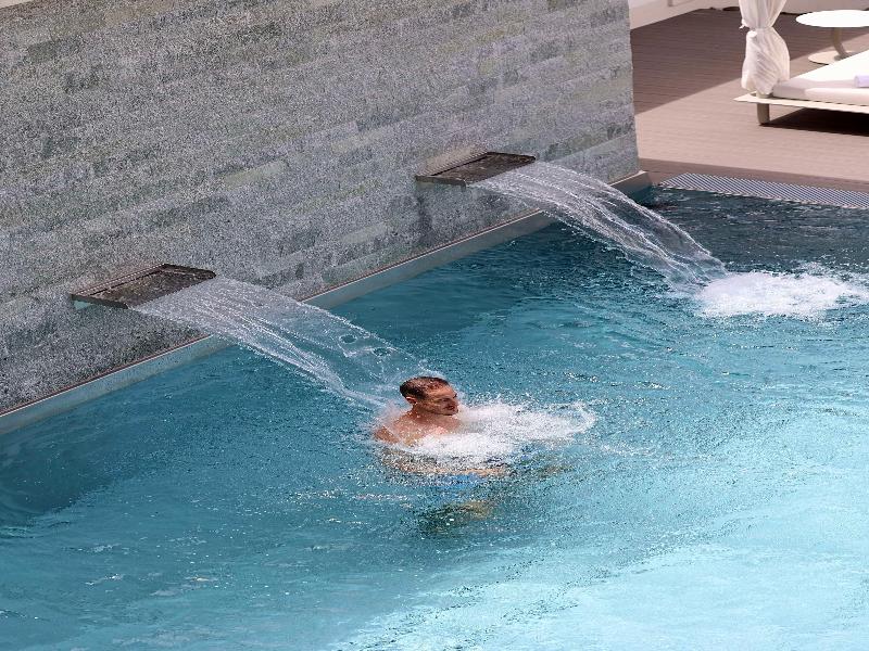 Kempinski Grand Hotel des Bains - Havuz
