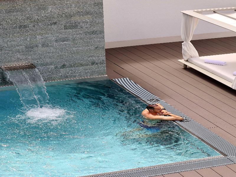 Kempinski Grand Hotel des Bains - Havuz