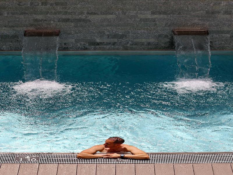 Kempinski Grand Hotel des Bains - Havuz