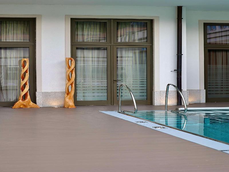 Kempinski Grand Hotel des Bains - Havuz