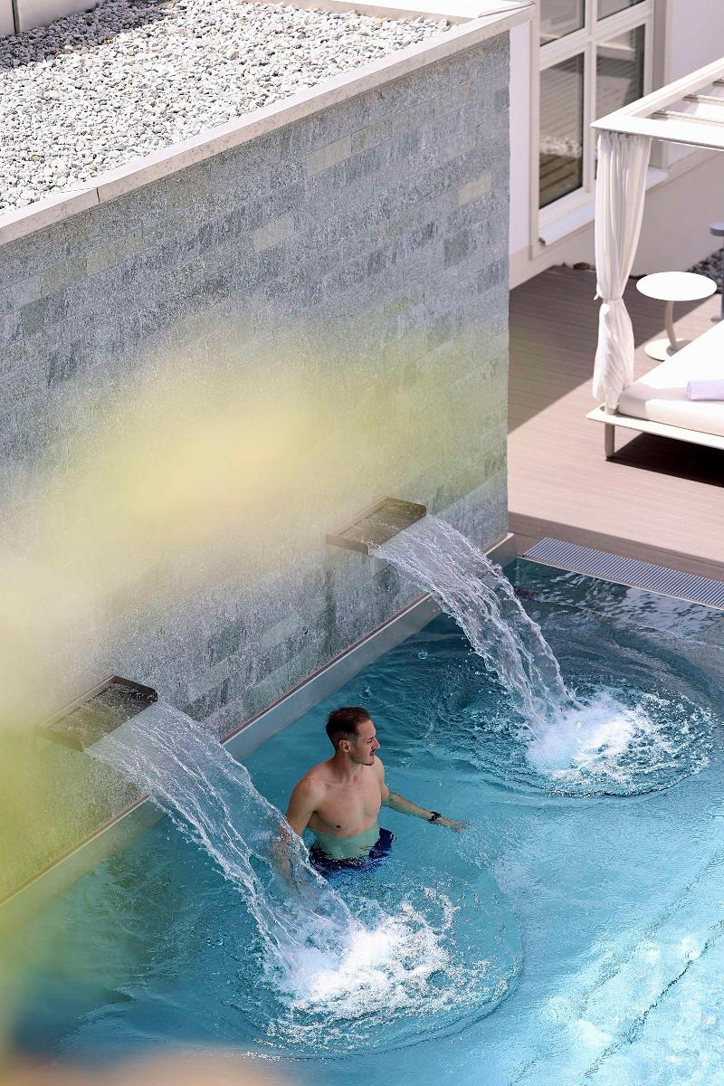 Kempinski Grand Hotel des Bains - Havuz