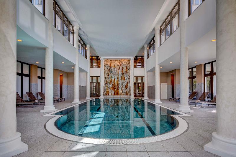 Kempinski Grand Hotel des Bains - Havuz