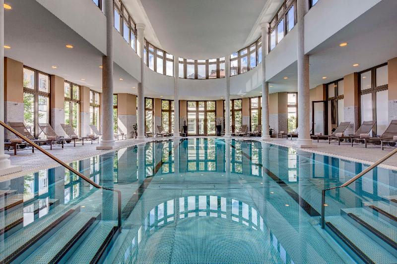 Kempinski Grand Hotel des Bains - Havuz