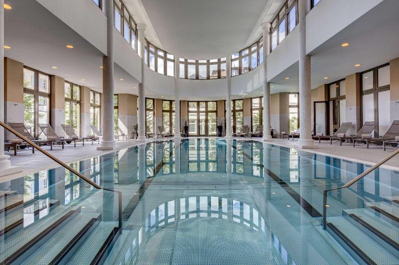 Kempinski Grand Hotel des Bains - Havuz