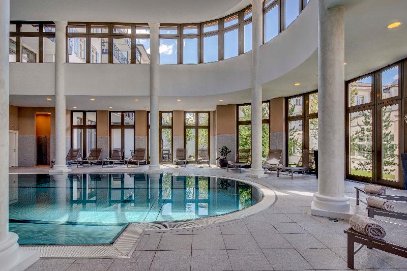 Kempinski Grand Hotel des Bains - Havuz