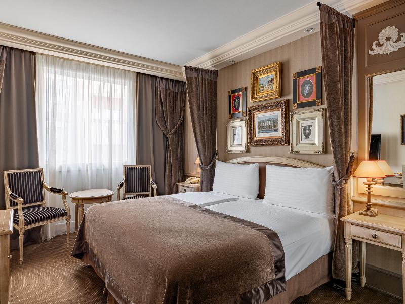 Hotel Royal - Oda