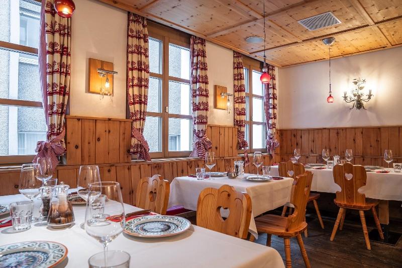 Piz ST. Moritz - Restoran