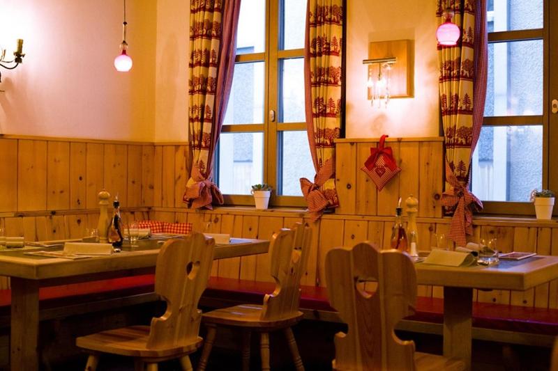 Piz ST. Moritz - Restoran