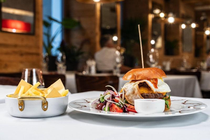 Piz ST. Moritz - Restoran