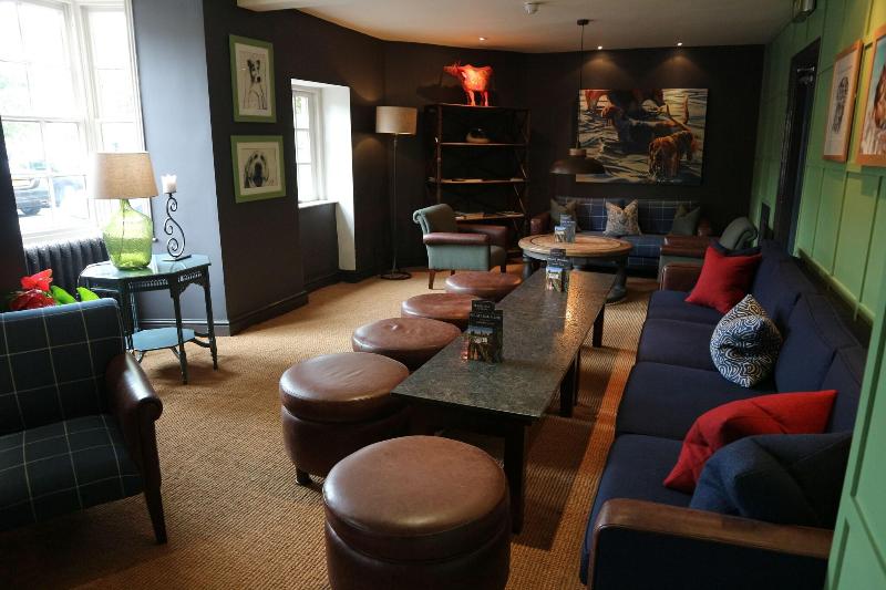 Manor House - Bar